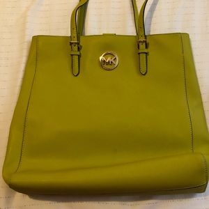 TAKING OFFERS‼️ Michael Kors Large Tote